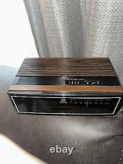 Vintage 1981 General Electric Flip Clock Radio Alarm Clock 7-4305D WORKING