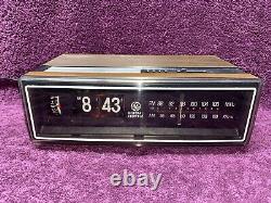 Vintage 1984 General Electric Flip Clock Radio Alarm Clock 7-4305D PRISTINE COND