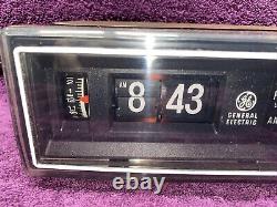 Vintage 1984 General Electric Flip Clock Radio Alarm Clock 7-4305D PRISTINE COND