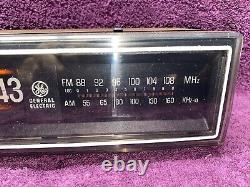 Vintage 1984 General Electric Flip Clock Radio Alarm Clock 7-4305D PRISTINE COND