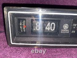 Vintage 1984 General Electric Flip Clock Radio Alarm Clock 7-4305F WORKING