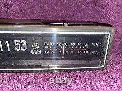 Vintage 1984 General Electric Flip Clock Radio Alarm Clock 7-4305F WORKING