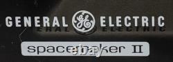 Vintage 1986 GE General Electric Spacemaker II 2 Microwave Model J EM10E 001