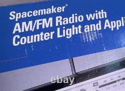 Vintage 1994 GE Spacemaker AM/FM Radio Counter Light & Appliance Outlet 7-4232