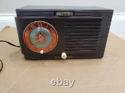 Vintage 50's GE Clock Radio Model 60 Tube General Electric. Working see notes