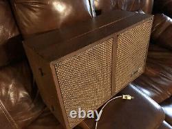 Vintage 60S General Electric AM/FM Stereo Radio T1025