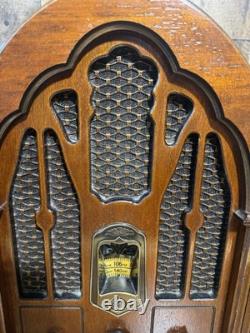 Vintage 7-4100JA General Electric Wood Cathedral 1932 Replica AM/FM Radio