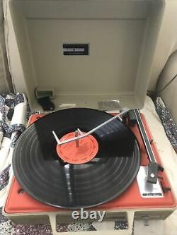 Vintage 70s General Electric GE Automatic Portable Solid State Record Player