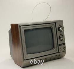 Vintage 80s 1987 GE General Electric 9'' Portable Color CRT Gaming TV 8-0904