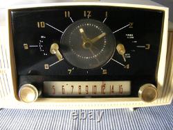 Vintage Atomic Age General Electric Clock Alarm Radio Working