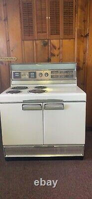 Vintage Classic 50s IMPERIAL Frigidaire GENERAL MOTORS Electric Stove Works