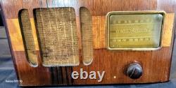 Vintage Deco GE/General Electric GD-51 Tube Radio 40's Wood RESTORED WORKS