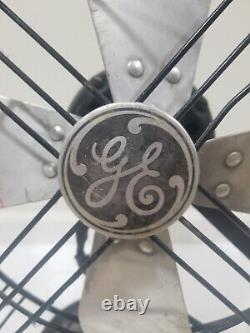 Vintage GE General Electric 12 Oscillating Desk Fan 49X929 V64486 Works