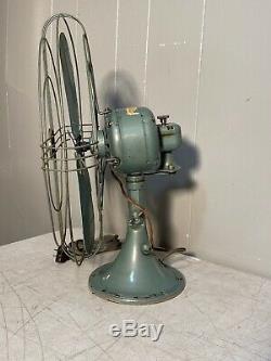 Vintage GE General Electric 16 Fan CAT FM16S1 Working and Oscillating Good