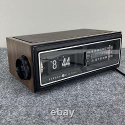 Vintage GE General Electric 7-4300E Flip Clock AM FM Radio Refurbished