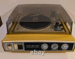 Vintage GE General Electric 8-6550 P380D Yellow Record Player Turntable