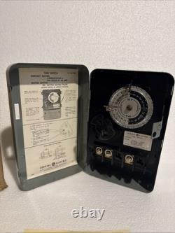 Vintage GE General Electric CR121AA01 24-Hour Control Time Switch SPST With Box