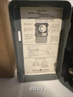 Vintage GE General Electric CR121AA01 24-Hour Control Time Switch SPST With Box