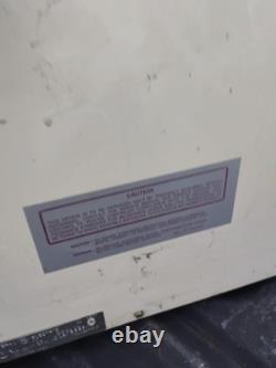 Vintage GE General Electric Microwave Oven Model Jet 87
