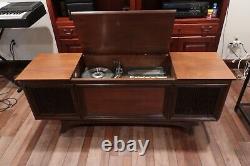 Vintage GE General Electric Mid Century Stereo Cabinet Record Player MCM C524K