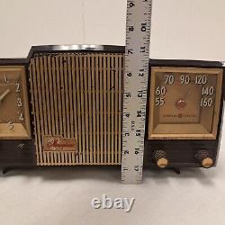 Vintage GE General Electric Radio Clock Rare Model 580 Musaphonic