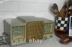 Vintage GE General Electric Radio Clock Rare Model 582 Musaphonic