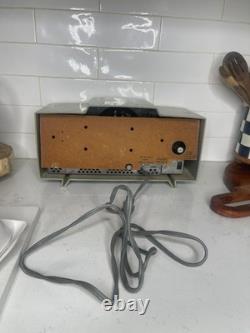 Vintage GE General Electric Radio Clock Rare Model 582 Musaphonic