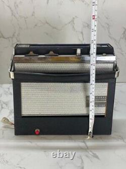 Vintage GE General Electric Solid State FM/AM Radio