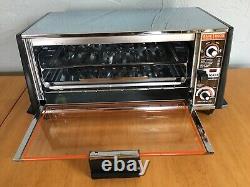 Vintage GE General Electric Toaster Oven Bake-n-Broil T94B/3112 withVinyl Cover