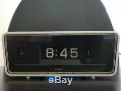 Vintage GE General Electric White Panel Alarm Flip Clock Model 8125A