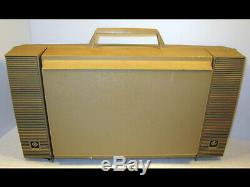 Vintage GE General Electric Wildcat Record Player Portable Turntable Stereo