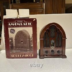 Vintage GE General Electric Wood Cathedral Replica Radio AM/FM 7-4100JA Works