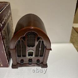 Vintage GE General Electric Wood Cathedral Replica Radio AM/FM 7-4100JA Works