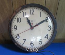 Vintage GE Red Eye School Wall Clock General Electric USA 14.5 Model 1H 1412
