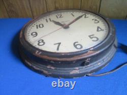 Vintage GE Red Eye School Wall Clock General Electric USA 14.5 Model 1H 1412