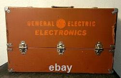 Vintage GENERAL ELECTRIC ELECTRONICS TV / Radio Technician's SERVICE CASE Box