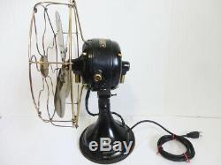 Vintage Ge General Electric Fan Brass Blade/cage Works Great Big Motor Yoke 1901