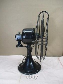 Vintage General Electric 14 Oscillating Metal Blade Desk Fan Two Speeds