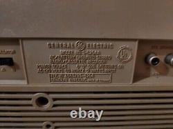 Vintage General Electric 3-5254A Boombox Ghettoblaster AM FM Cassette
