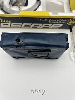 Vintage General Electric 3-5270A Stereo Escape Portable Stereo Cassette Player