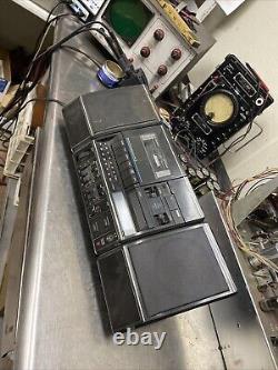 Vintage General Electric 7-4970A Alarmclock FM/AM Radio, Cassette Player TESTED