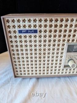 Vintage General Electric AM FM Tube Radio Cocoa Working Rare 8 13 5.5 In