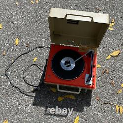 Vintage General Electric Automatic Portable Suitcase Record Player Rm145g