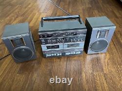 Vintage General Electric Boombox Model 3-5682a Detachable Speakers Retro 80's GE