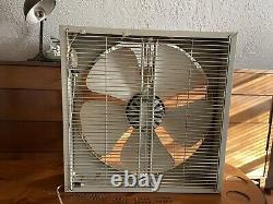 Vintage General Electric Box fan 3 Speed 5 Blade GE 21.5x21.560s/70s McM works