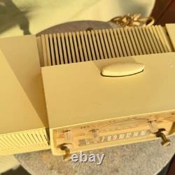 Vintage General Electric Clock Radio