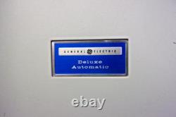 Vintage General Electric Deluxe Automatic Record Player Model V639h WORKS RARE