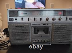 Vintage General Electric GE 3-5254A Boombox AM FM Cassette