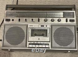 Vintage General Electric GE 3-5254A Boombox AM FM Cassette