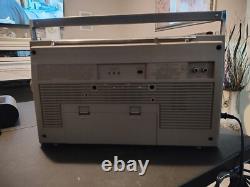 Vintage General Electric GE 3-5254A Boombox AM FM Cassette